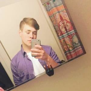 Meet your Posher, Cameron